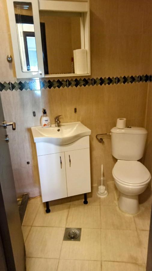 Central Home بودغوريتْسا المظهر الخارجي الصورة